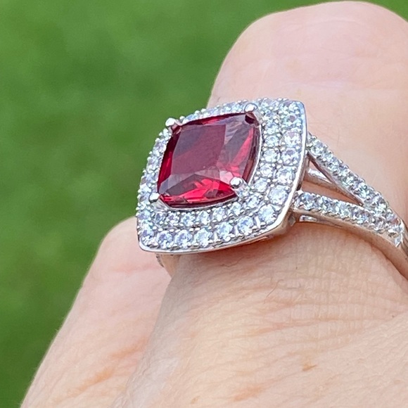 Simulated Ruby ring .925 Sterling Silver 10 mm Ruby surrounded 2 layers CZ sz 7 - Picture 10 of 16